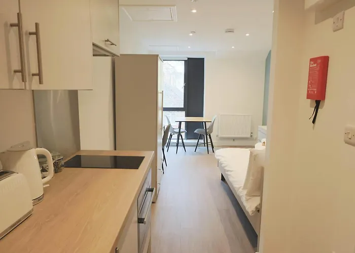 Redcross Street 301 Bristol